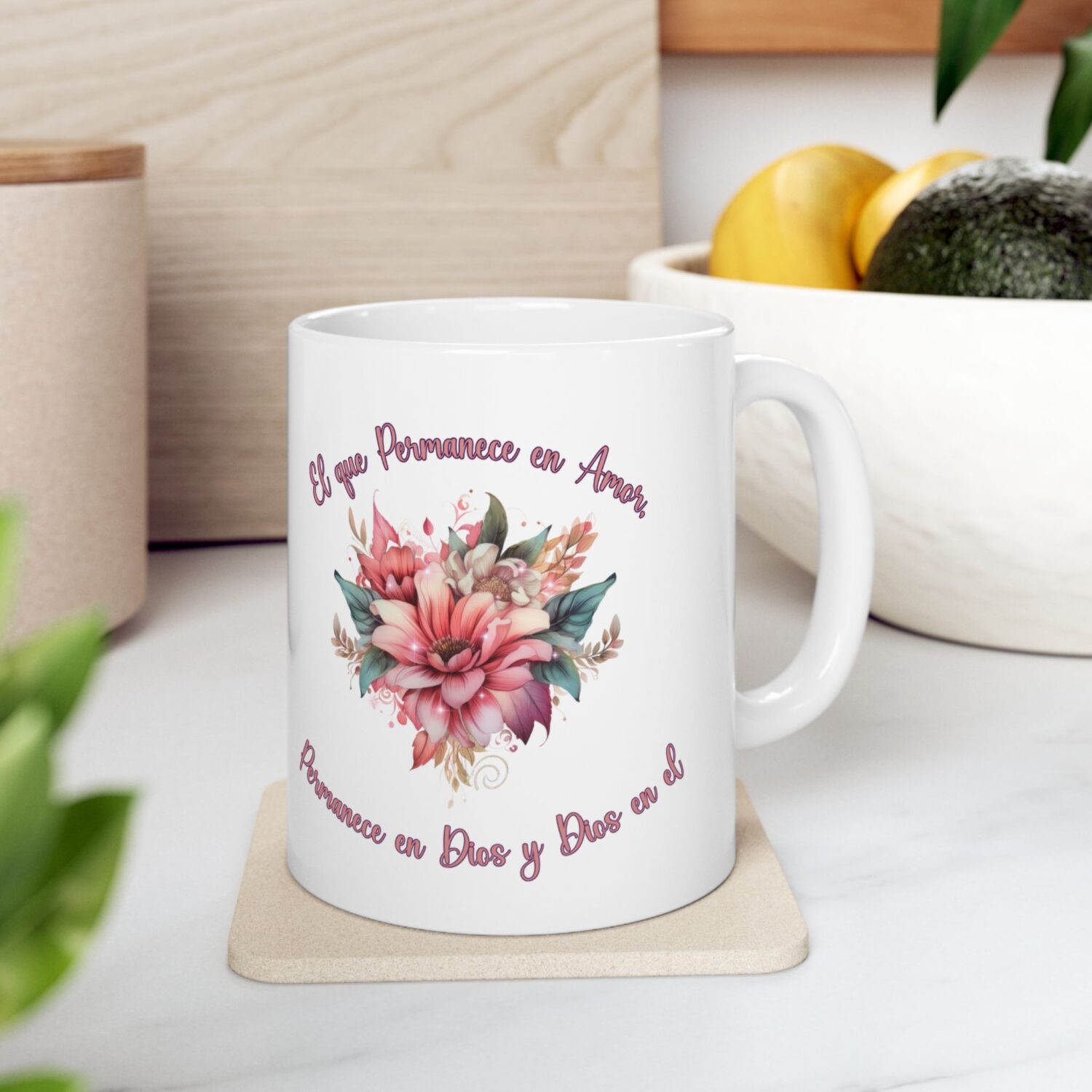 El que permanece en amor permanece en Dios Taza de Ceramica