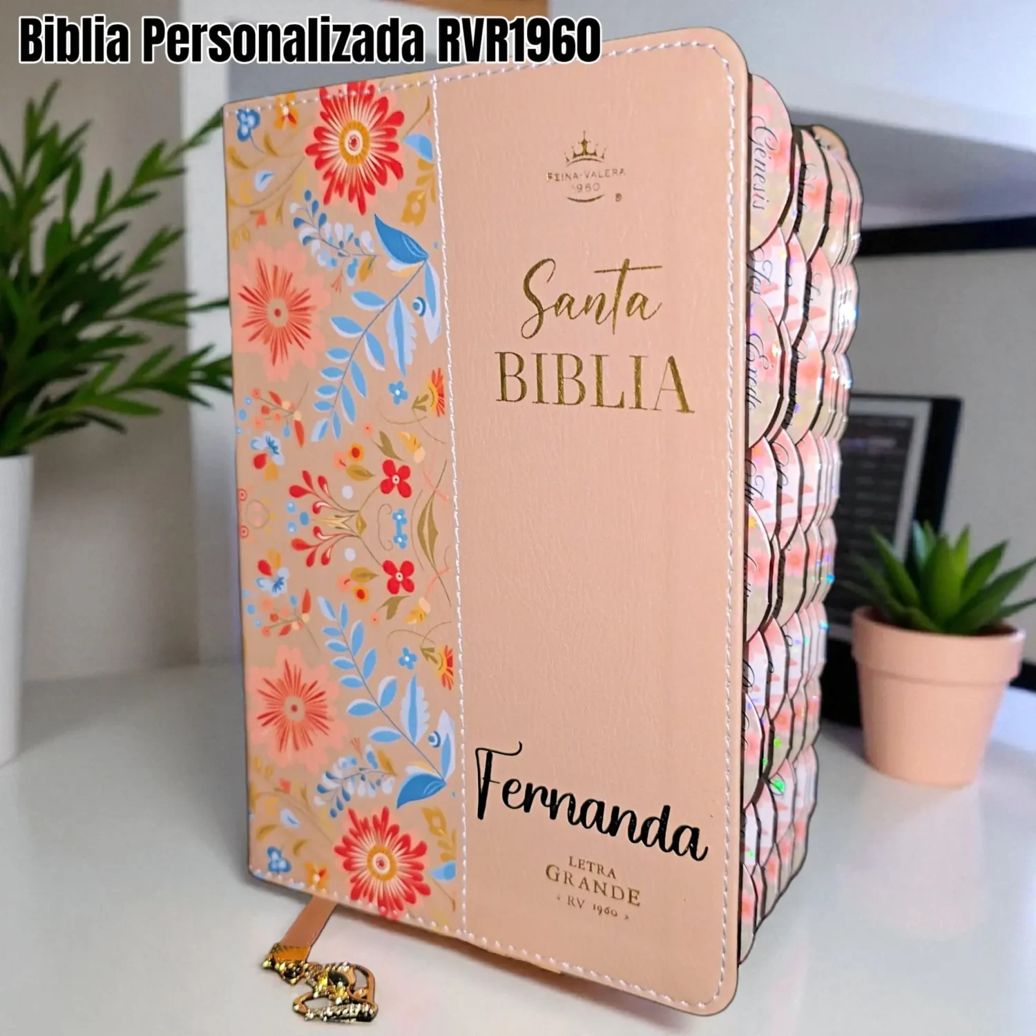 Biblia Personalizada Cafe Floral - Letra Grande de 12 Puntos - Reina Valera 1960 - Tamaño Compacta - Español