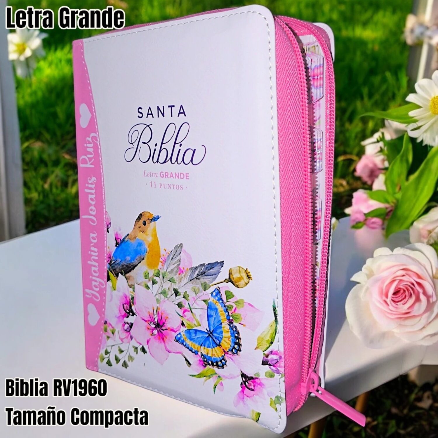 Biblia Personalizada Rosada Jardín - Letra Grande de 11 Puntos - Reina Valera 1960 - Tamaño Compacta con Cierre - Español
