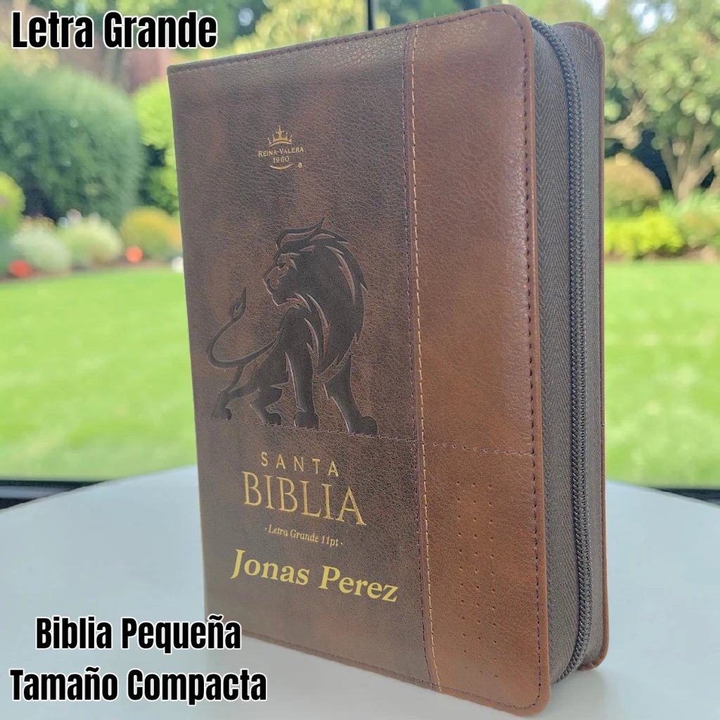 Biblia Personalizada Leon de Juda - Letra Grande de 11 Puntos - Reina Valera 1960 - Tamaño Compacta con Cierre - Español