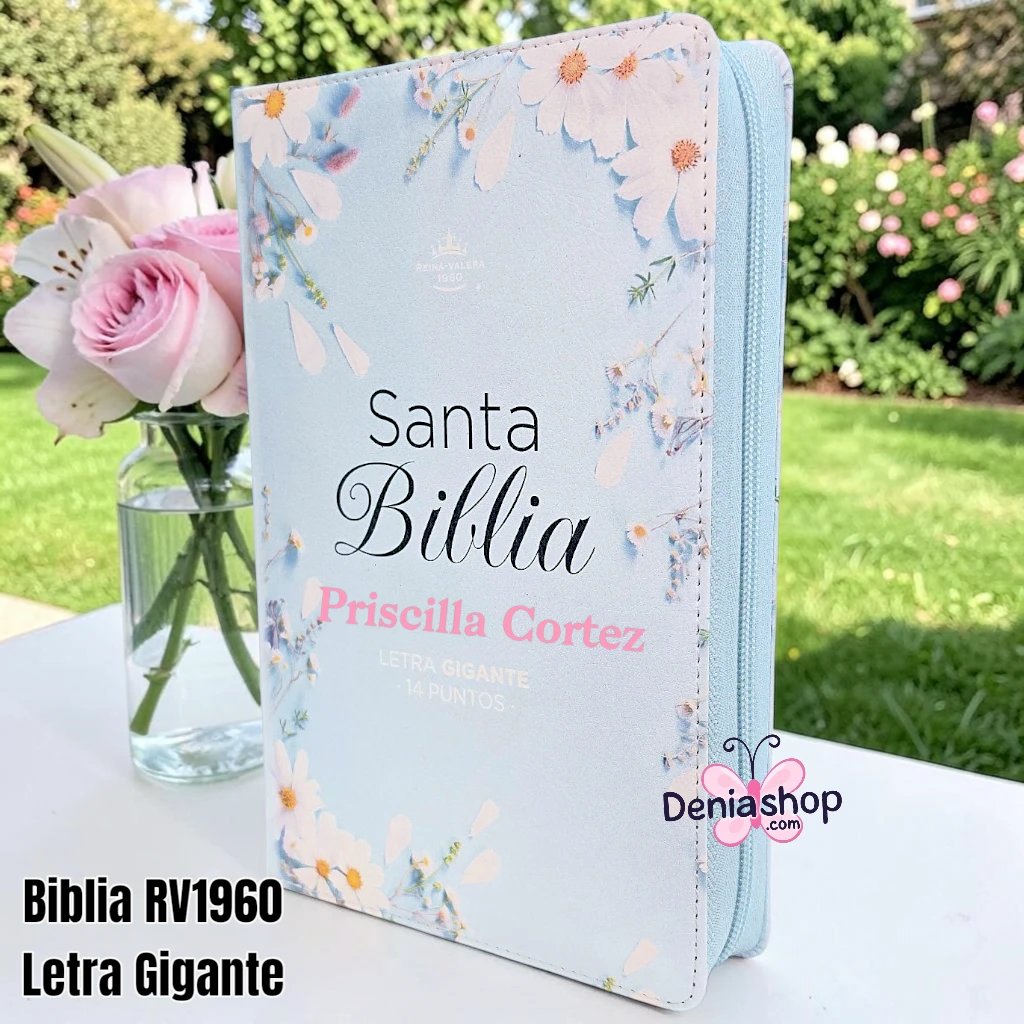Biblia Personalizada Celeste con Margaritas - Letra Gigante de 14 Puntos - Reina Valera 1960 - Tamaño Manual con Cierre - Español
