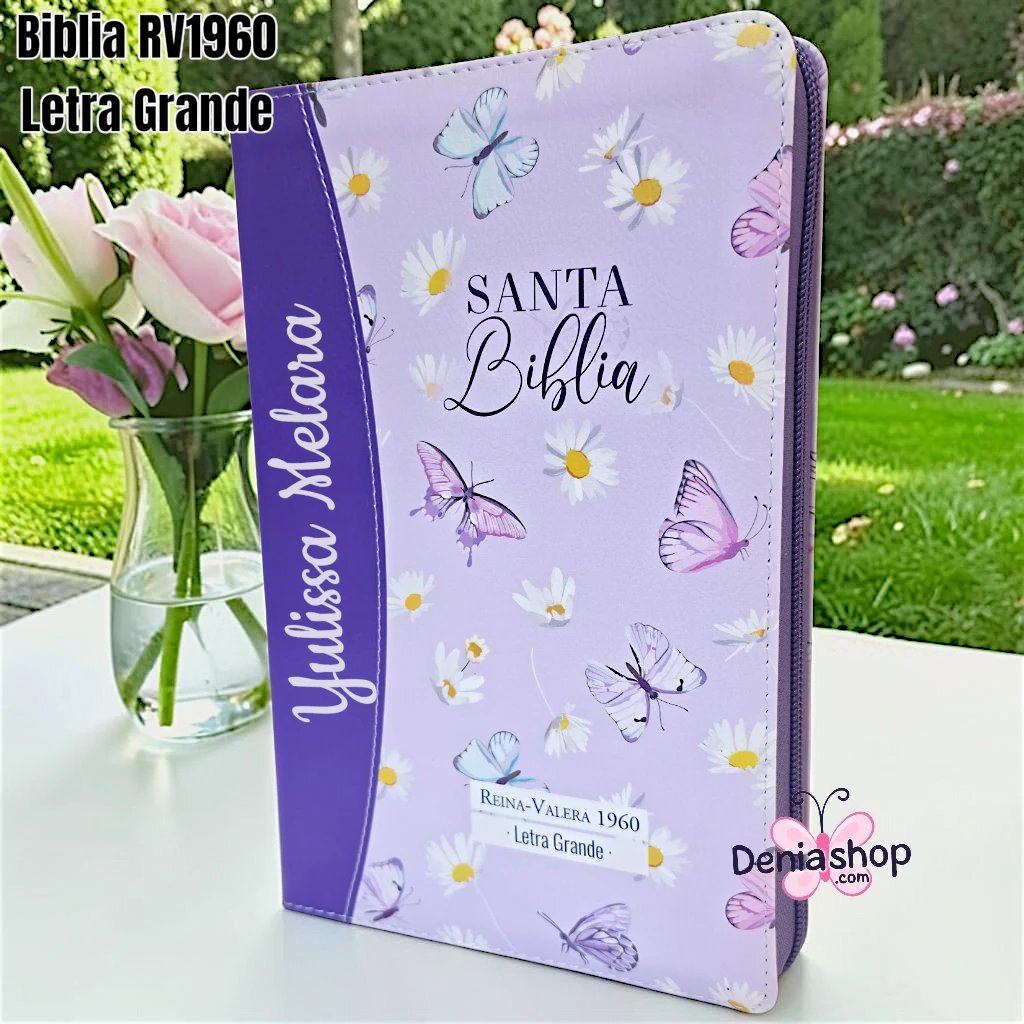 Biblia Personalizada Morada con Mariposas - Letra Grande de 12 Puntos - Reina Valera 1960 - Tamaño Regular con Cierre - Español