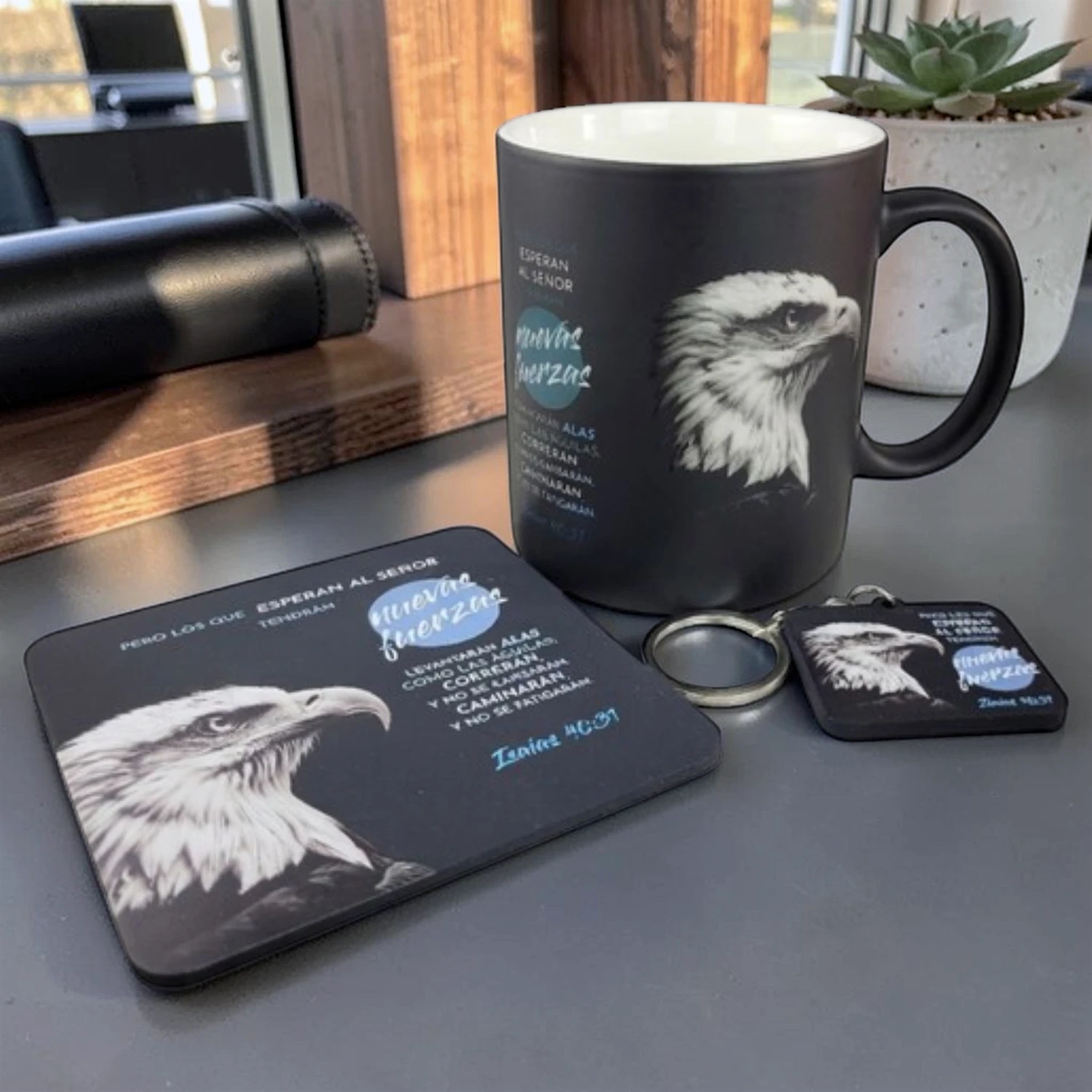 Pack Taza, Llavero, y Posavasos: Nuevas fuerzas - Isaías 40:31