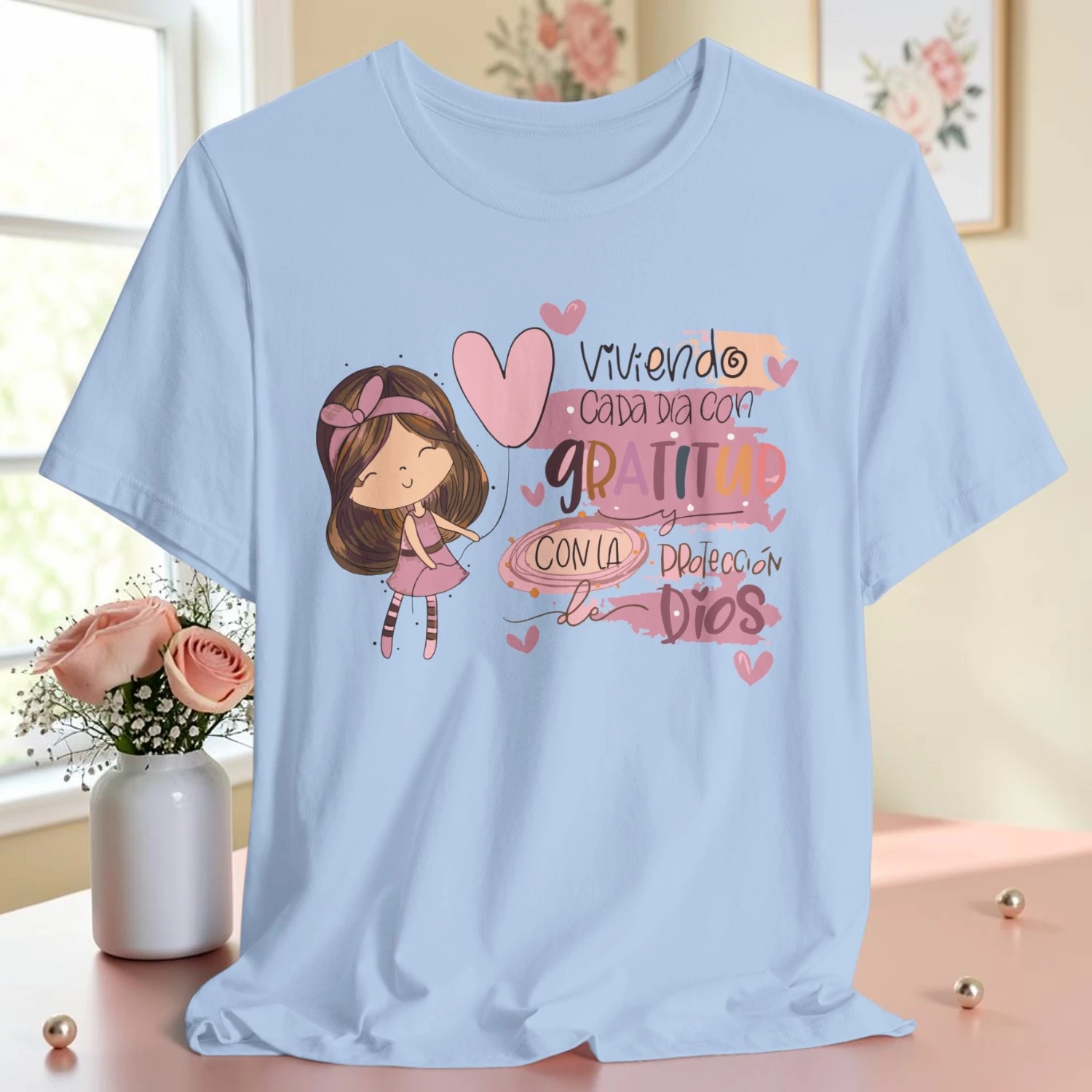 Viviendo Cada Día Con Gratitud | Camisa Cristiana Floral Premium