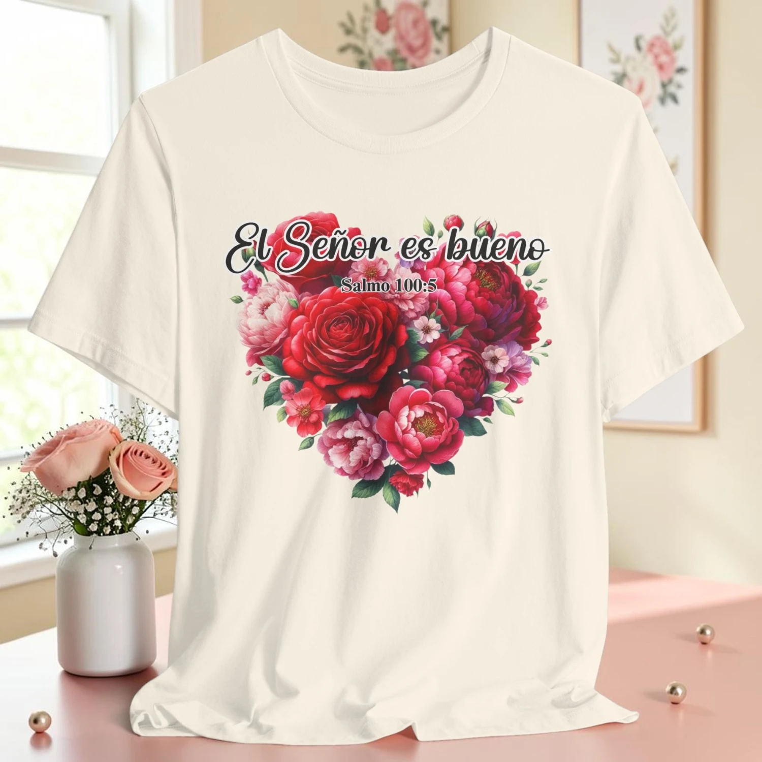 El Señor es Bueno | Camisa Cristiana Floral Premium