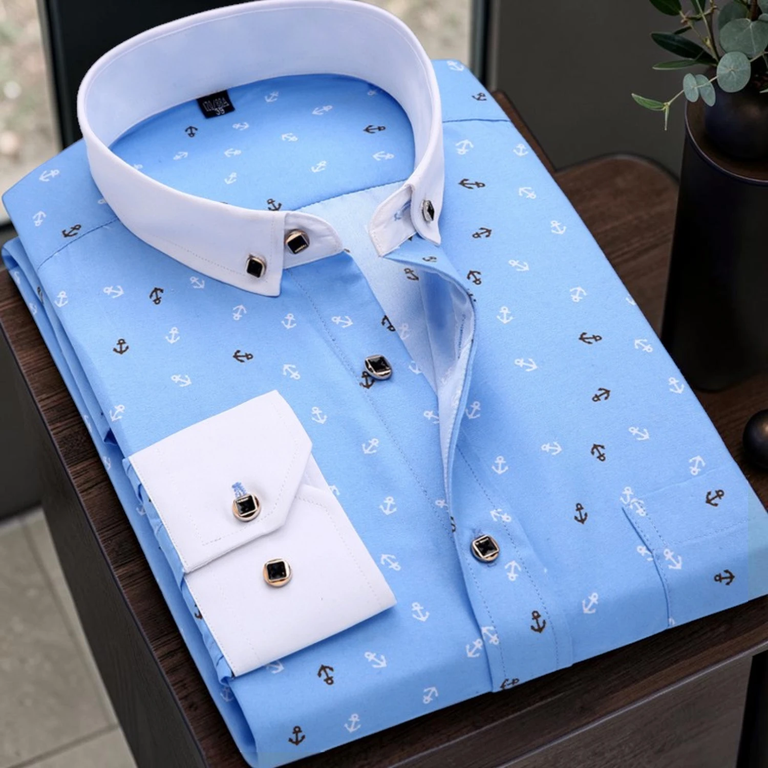 Camisa de Vestir Azul Cielo con Estampado de Anclas para Hombre Manga Larga | Ligera, Transpirable y Elegante 100% Poliéster