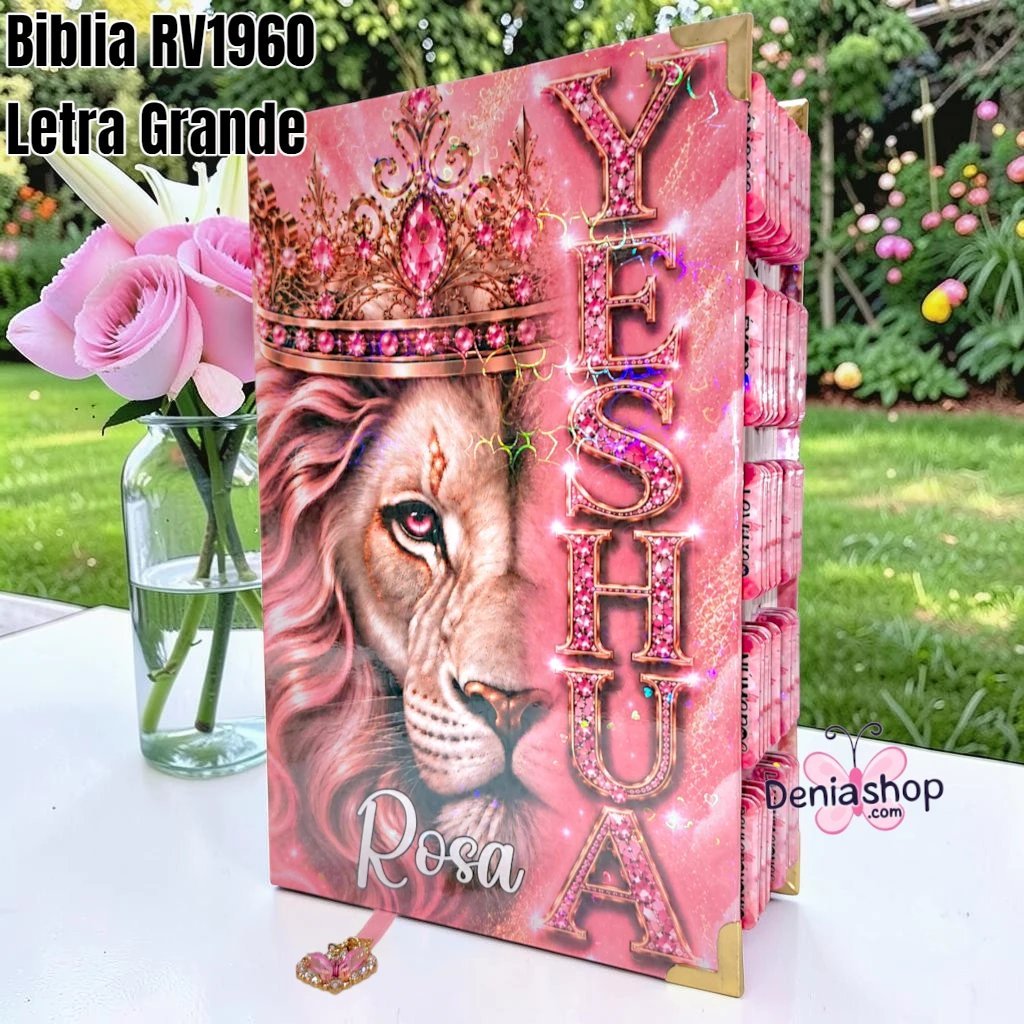 Biblia Personalizada Rosada con León - Letra Grande de 12 Puntos - Reina Valera 1960 - Tapa Dura - Tamaño Regular - Español