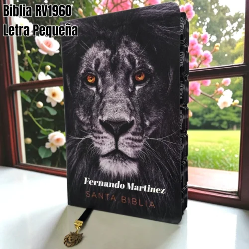 Biblia Personalizada de León de Judá - Letra Pequeña de 10.5 Puntos - Reina Valera 1960 - Tamaño Manual - Español