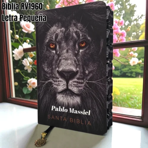 Biblia Personalizada de León de Judá - Letra Pequeña de 10.5 Puntos - Reina Valera 1960 - Tamaño Manual con Tapa Dura - Español
