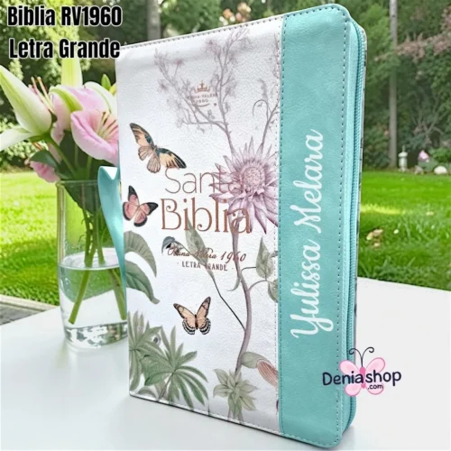 226191.jpg Biblia Personalizada Turquesa - con Asa de Mano - Letra Grande de 12 Puntos - Reina Valera 1960 - Tamaño Regular con Cierre - Español