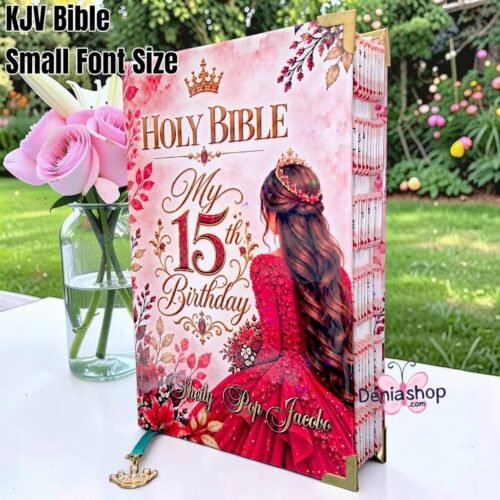 Biblia Personalizada Roja para Quinceañera - Letra Pequeña - Kings James Version - Tapa Dura - Tamaño Regular - Ingles
