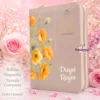 Biblia Personalizada Primaveral Beige Ceniza Floral - Letra Grande de 12 Puntos - Reina Valera 1960 - Tamaño Compacta con Cierre - Español